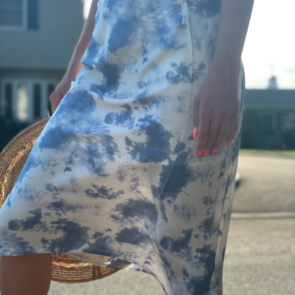 Allie Rose Blue & White tie dye skirt